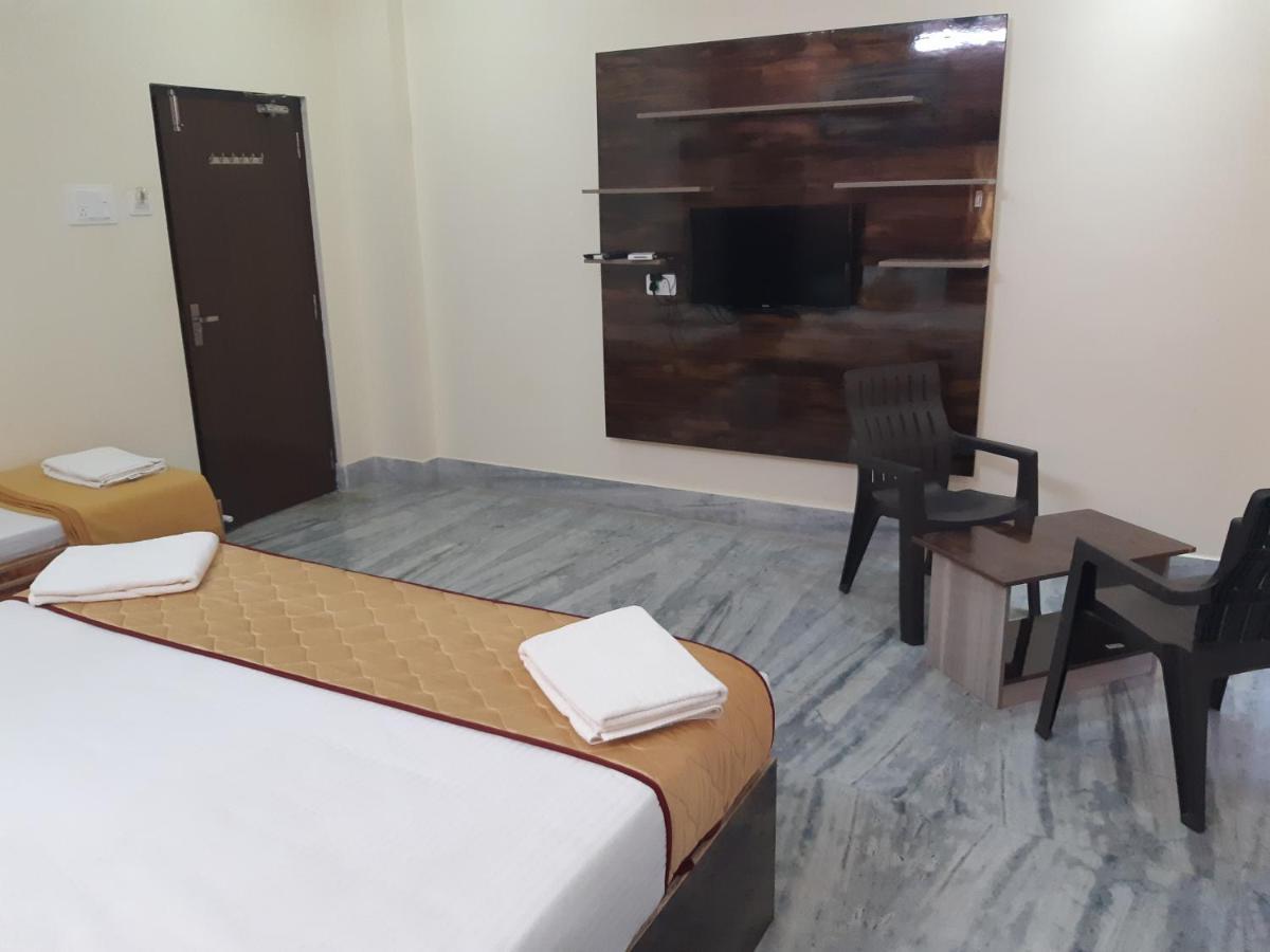 Devansh Bhanu Residency Dbr Srikalahasti Εξωτερικό φωτογραφία