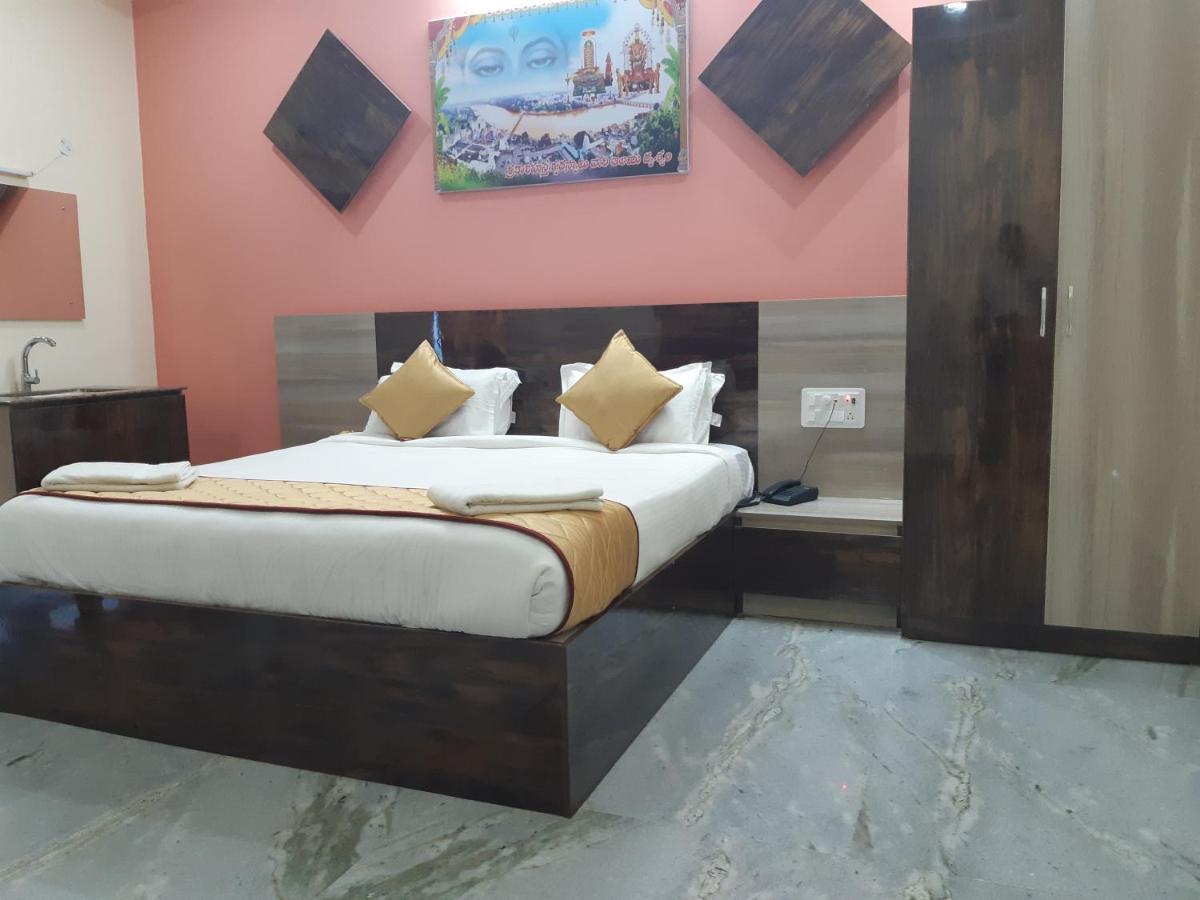 Devansh Bhanu Residency Dbr Srikalahasti Εξωτερικό φωτογραφία