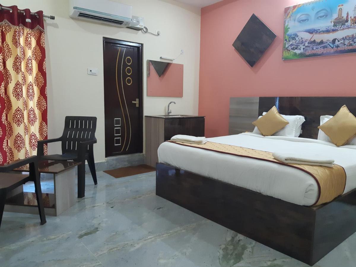 Devansh Bhanu Residency Dbr Srikalahasti Εξωτερικό φωτογραφία